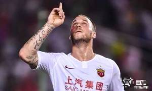 东体：阿瑙托维奇大腿拉伤，可能无缘下轮对阵大连人