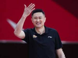 冠军教头！杜锋强硬的执教风格给球员们上了一课