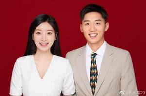 曹永竞晒结婚证与爱妻相互表白:在你身边