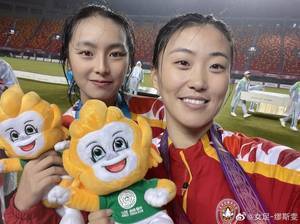 缪斯雯:上海队、国家队、联合队这大半年如同做梦,未来一起努力