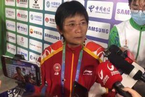 水庆霞:向女足队员灌输最多的是自信 希望多给她们一些空间