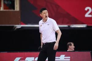杜锋：辽宁内外线实力强劲 要把状态调整到最佳