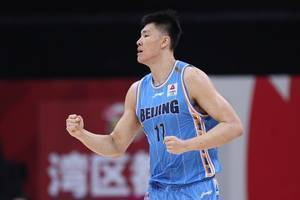 25分14板均创首钢生涯新高!范子铭:长路漫漫 从不满足