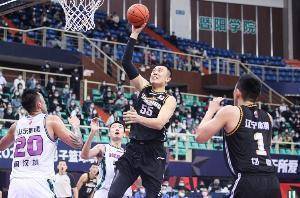 辽媒:朱荣振强硬+付豪李晓旭撑起4号位 韩德君不再“孤单”