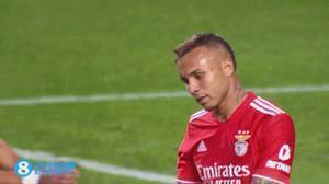 欧冠-萨内两射一传莱万破门 拜仁14分钟4球4-0大胜本菲卡