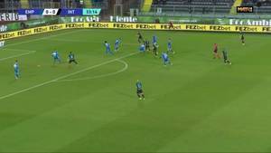 桑切斯挑传助攻!丹布断球策动+头球破门 国米客场1-0领先