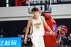 表现低迷!赵岩昊全场10投仅2中得到7分3篮板2助攻