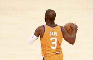 保罗生涯总助攻数超越纳什 独享NBA历史第三位
