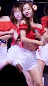 啦啦队清纯美女!你心动了吗?