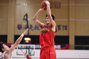 7人得分上双！深圳11人亮相均有得分 武子涵18分全队最高