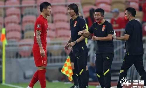 黄健翔:李铁面试时演说激进勇敢,深受足协领导赏识