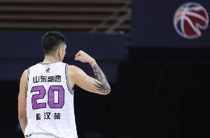 鲁媒:山东男篮近日召开总结会 陶汉林出任球队队长
