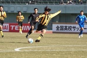 日本高中选手权大赛：前桥育英4-0草津东 守屋练太郎&ldquo;完美&rdquo;戴帽