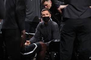 纳什:不认为球员们会对自己感到失望 下半场我们非常疲劳