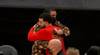 著名说唱歌手Drake赛前与范弗里特拥抱 祝贺其入选全明星!