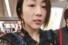 隋文静2019年旧照,这是曼联球迷⁉️