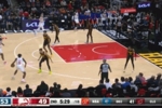 NBA官方:布伦森因在投篮出手后假摔 被罚款2000美元