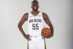 2年1600万合同!鹈鹕官方晒中锋卢尼定妆照